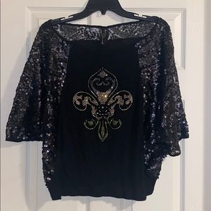 Great condition Angels & Diamonds sequenced shirt